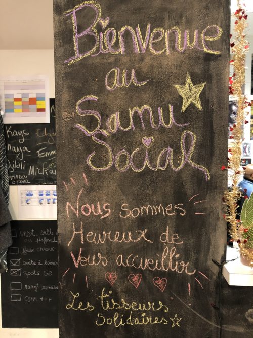 panneau de bienvenue au Samu Social accueil Tisseurs Solidaires