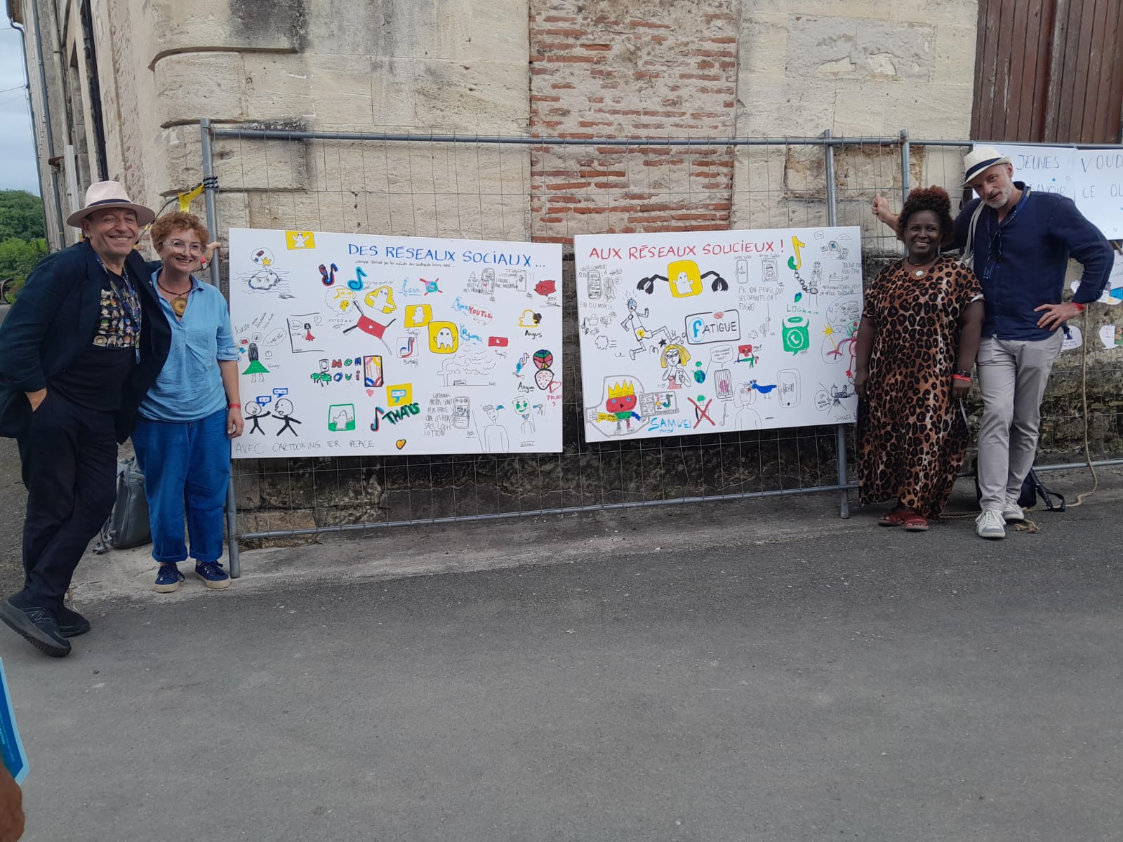 Les dessinateurs Kichka (Israël), Dlog (Tunisie), Celeste (Kenya) et Kak (France) présents au Festival du 14 au 16 juillet dernier. - Crédit photo : DR