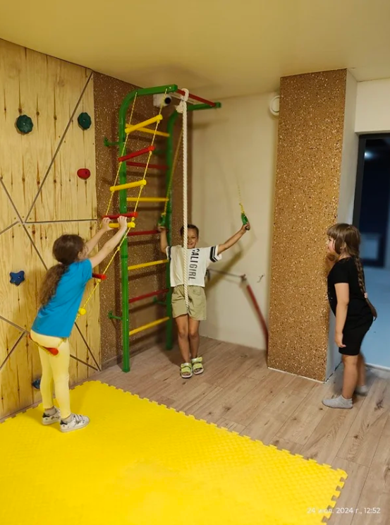 L'espace pour enfants, dans le bunker construit par l’association X-Traverse.