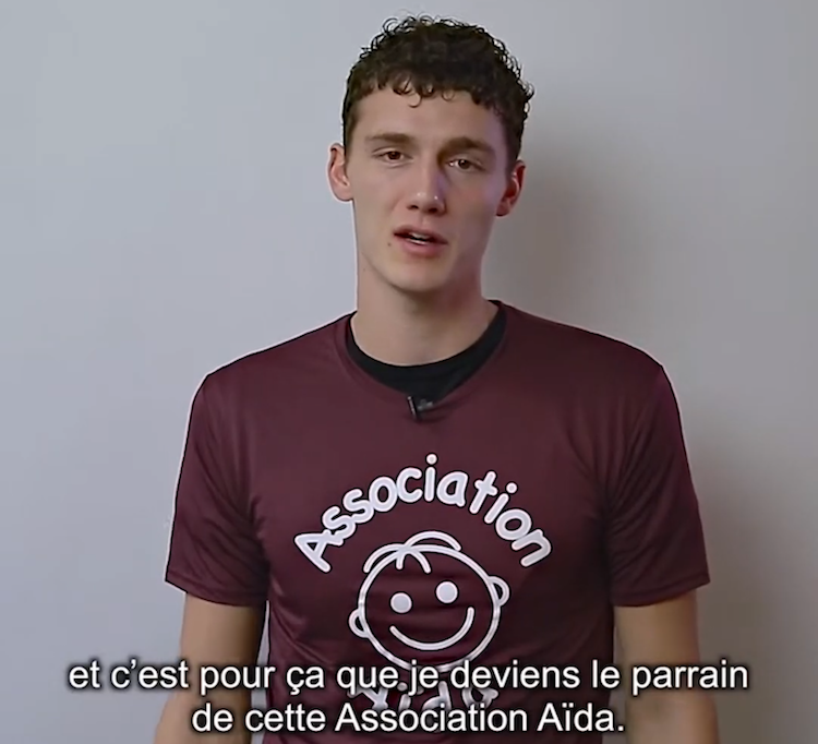 Copie d'écran : Youtube Players For Society