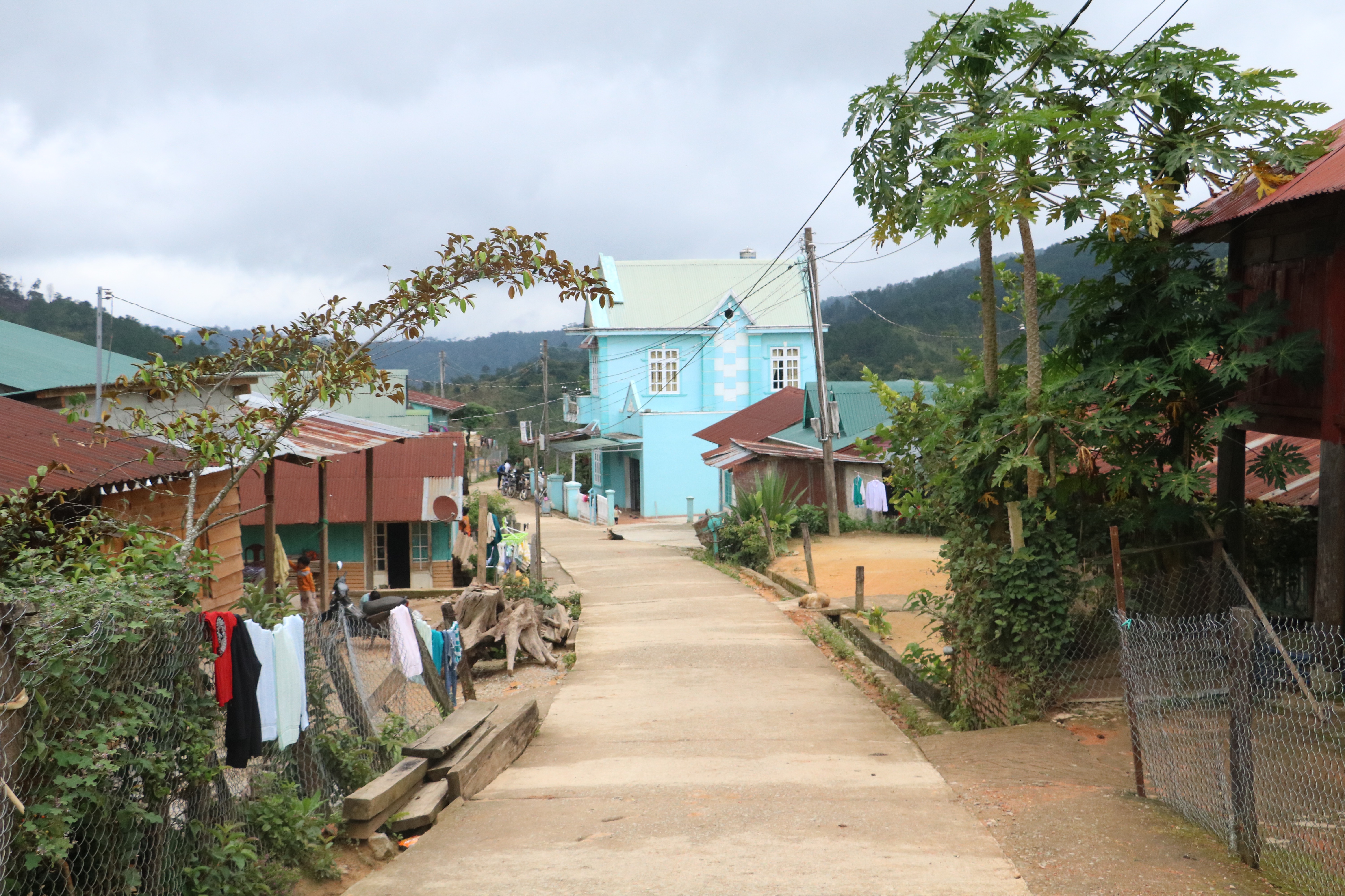 Village de Dung Kno au Vietnam