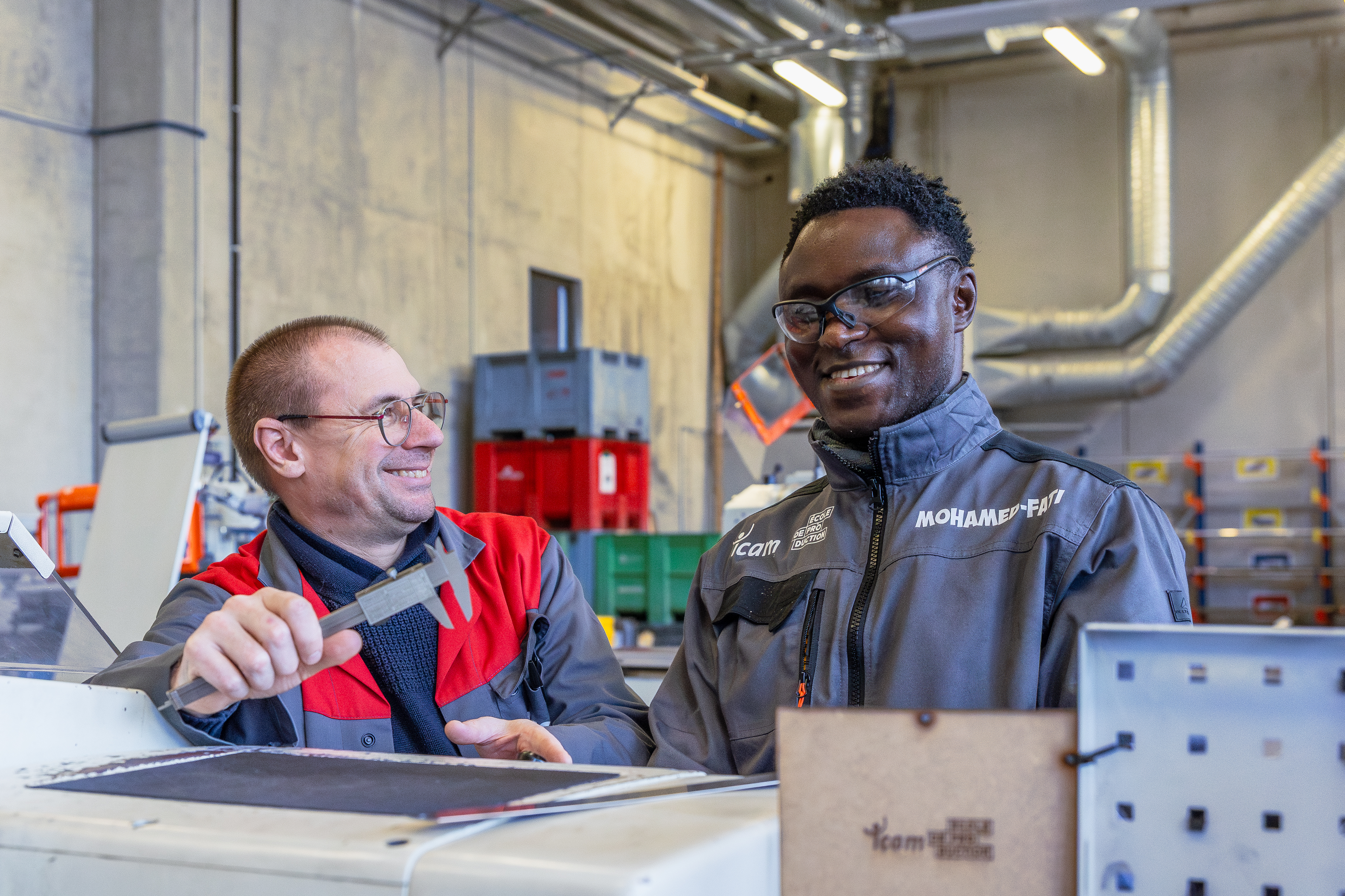 À l'école de production de l'Icam, site de Grand Paris Sud. Crédits : Gaétan Verdet