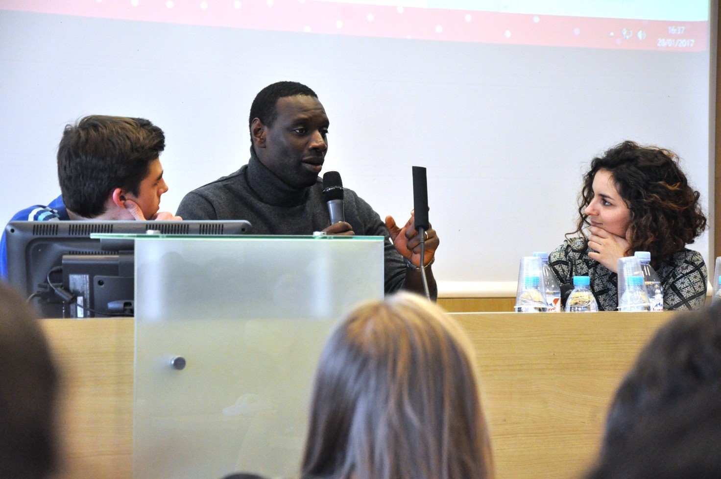 Les jeunes ont échangé avec l’acteur Omar Sy lors d’un Entretien de l’ambition - © Prométhée Éducation