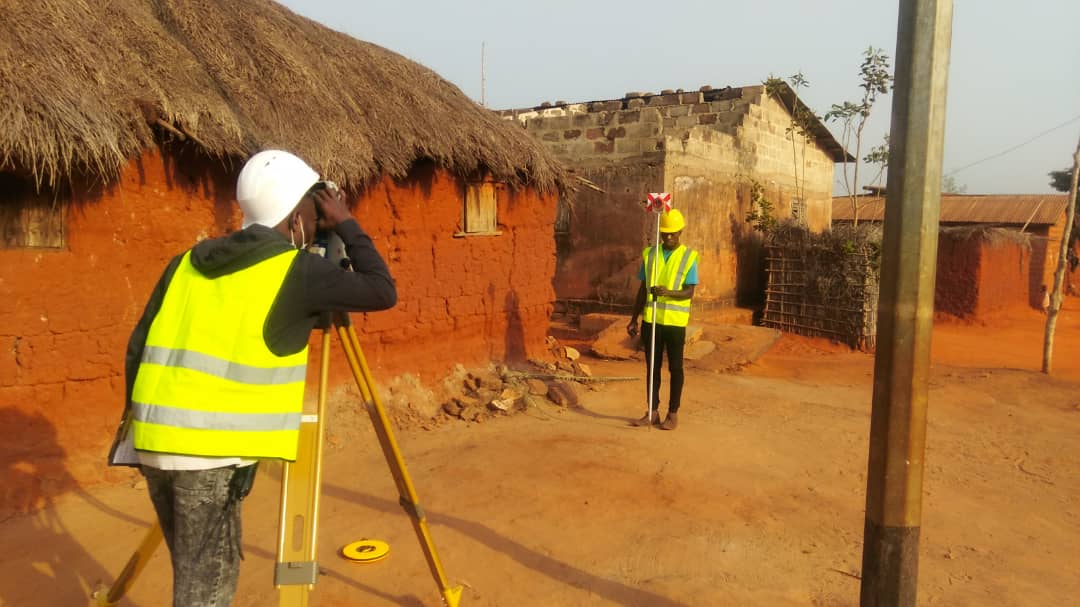 Relevé topographique dans la commune Gboto Assigame  