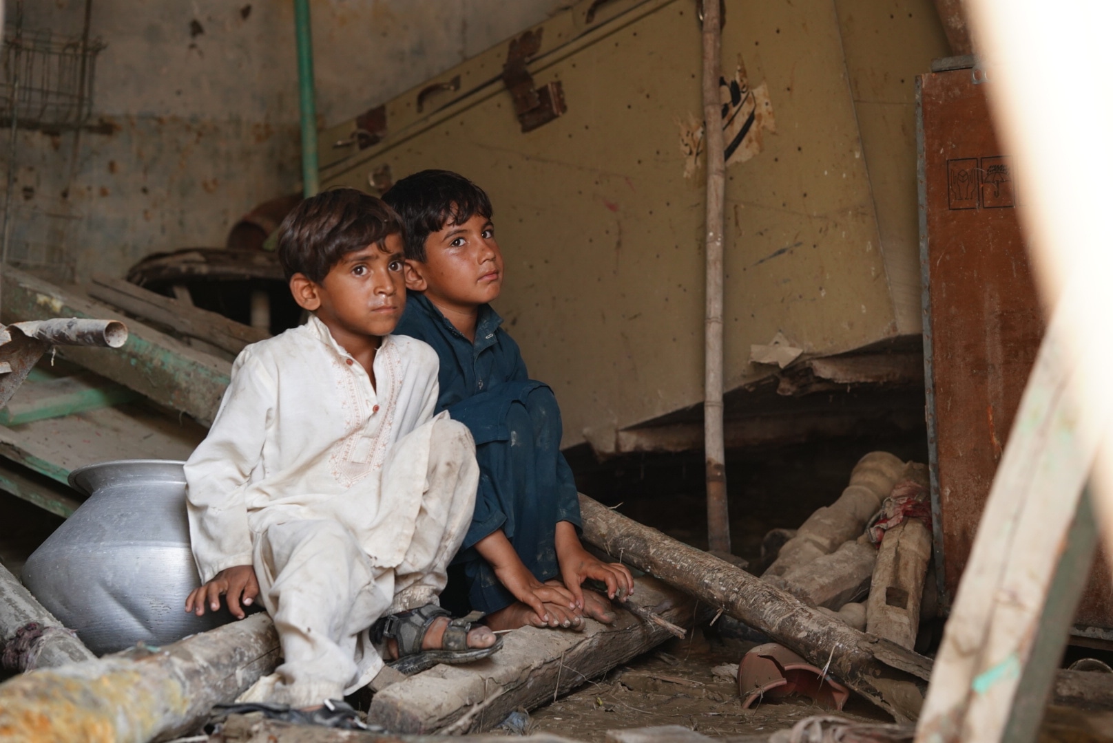 Au Pakistan, plus de 33 millions de personnes sont affectées par les inondations, dont beaucoup d'enfants très fragilisés