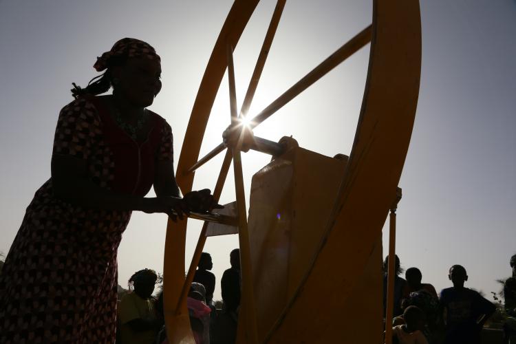 Les Puits du Désert apporte l'eau au Nord Niger