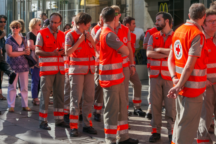 En 2021, devenez bénévole / Crédit photo IStock Carenews
