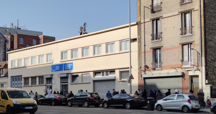 Extrêmement précaires et fragilisés, des milliers d'étudiants ont besoin d'aide. Le SIF organise des distributions de colis solidaires en leur faveur. Copyright photo : (c) Secours Islamique France (SIF) 2021