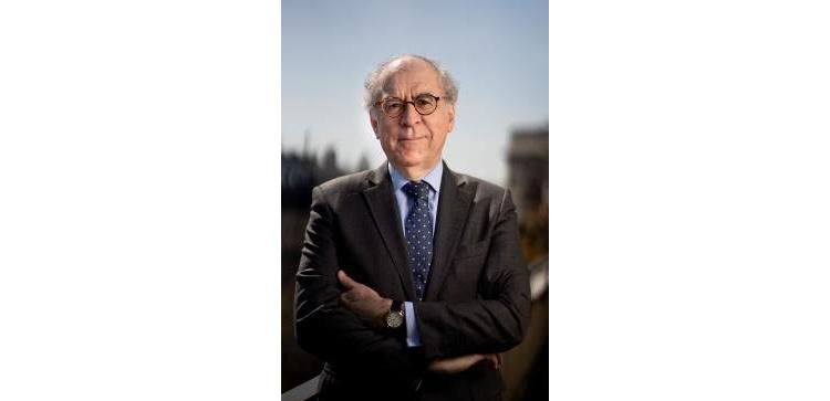 Ambassadeur de France, Pierre Sellal occupe la fonction de président de la Fondation de France depuis mai 2017.
