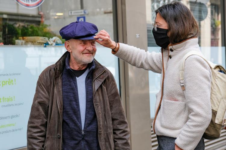 Désimir, personne accueillie, et Laure.