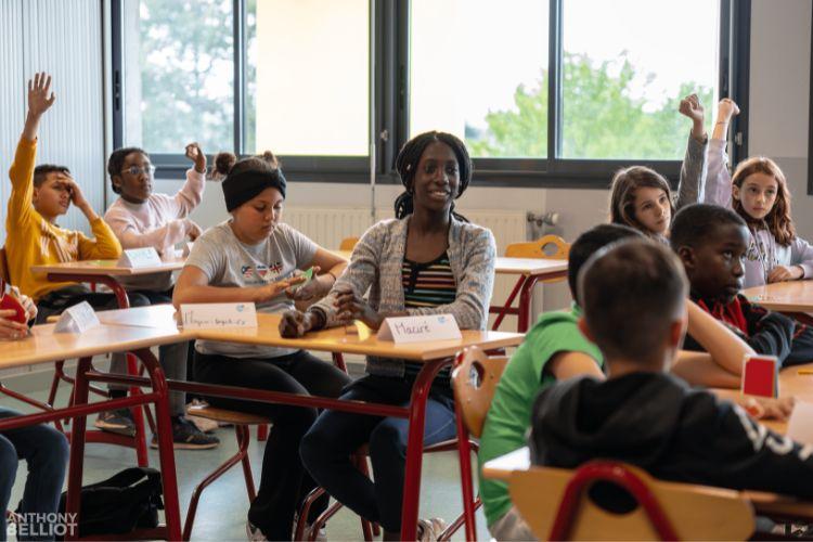 Energie Jeunes, l'association aux côtés des collégiens dans les territoires défavorisés. Crédit photo : Anthony Belliot.