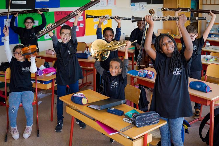 Les enfants d'orchestre à l'école - Photo : Caroline Bottaro