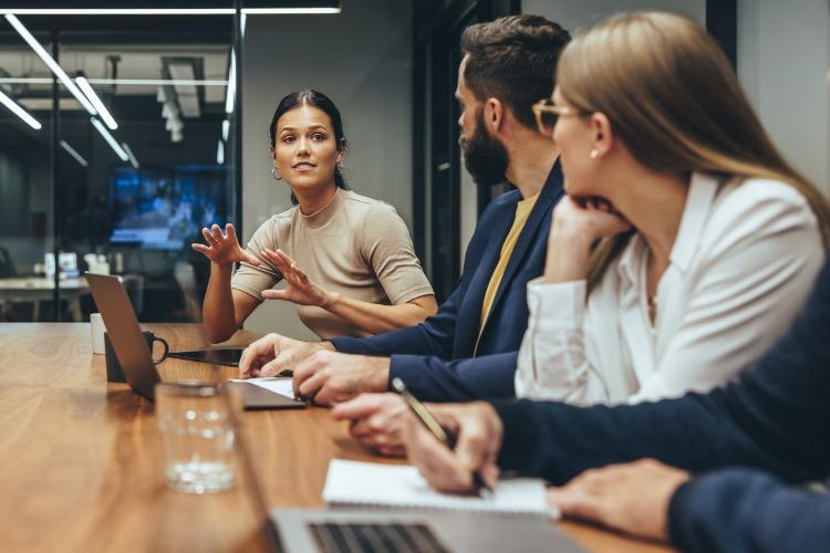 ESUS : entreprise sociale d'utilité solidaire. crédit : iStock