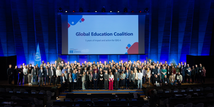 La Coalition mondiale pour l'éducation de l'UNESCO, célèbre ses 5 ans avec une réunion mondiale à Paris