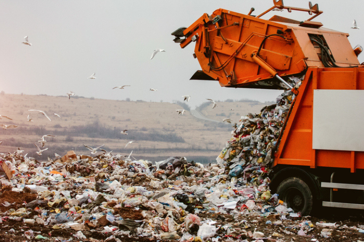 La réduction de la production de plastique est au cœur de "l'appel de Nice", signé à l'Unoc par 95 pays. Crédit : iStock