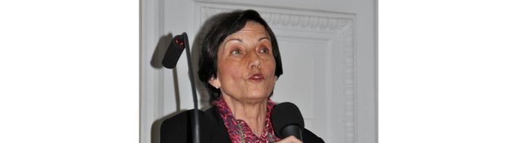 Indivisibilité de la dignité humaine et de la solidarité.