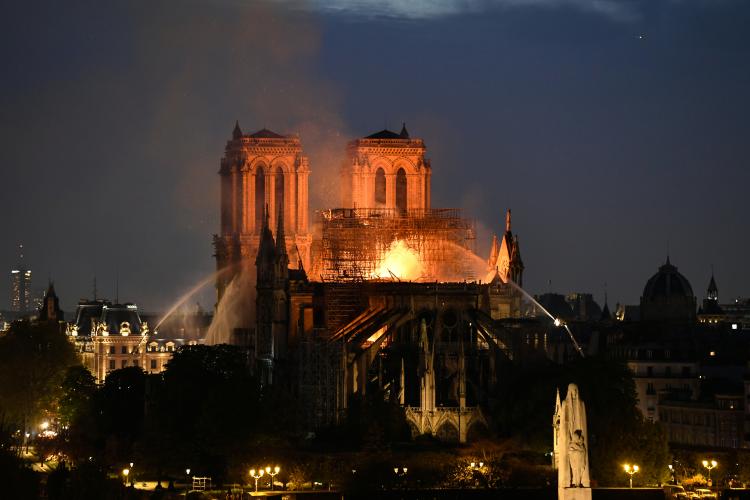 Rebâtir Notre-Dame : la Fondation de France mobilise son réseau
