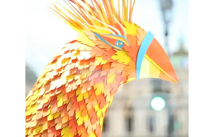 Quand le phœnix renaît de... vos papiers