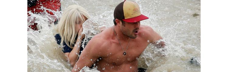 Lady Gaga soutient les personnes atteintes d'autisme grâce à un plongeon glacial