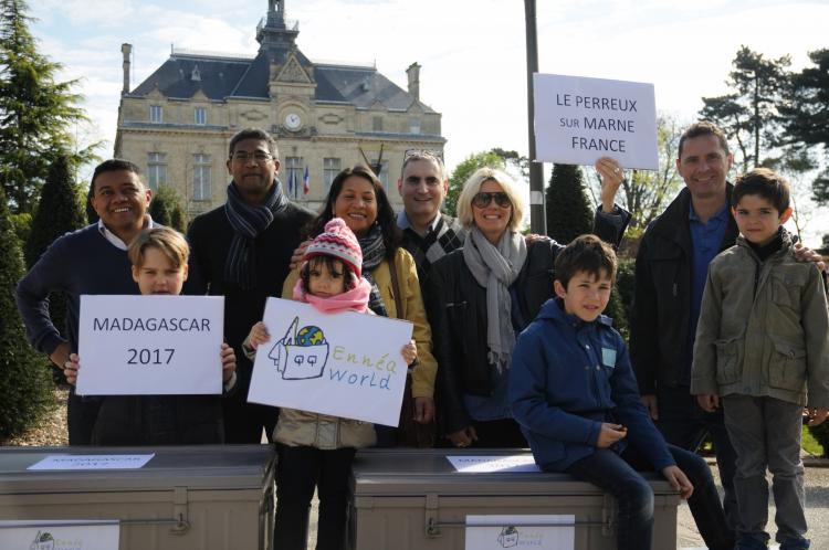 Livraison des fournitures scolaires pour Madagascar