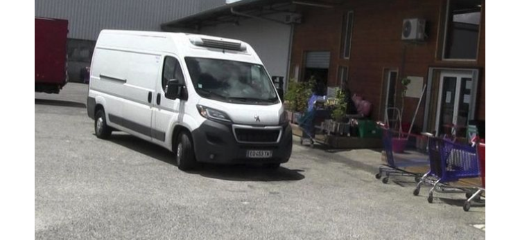 Une épicerie sociale itinérante pour lutter contre l’isolement en milieu rural