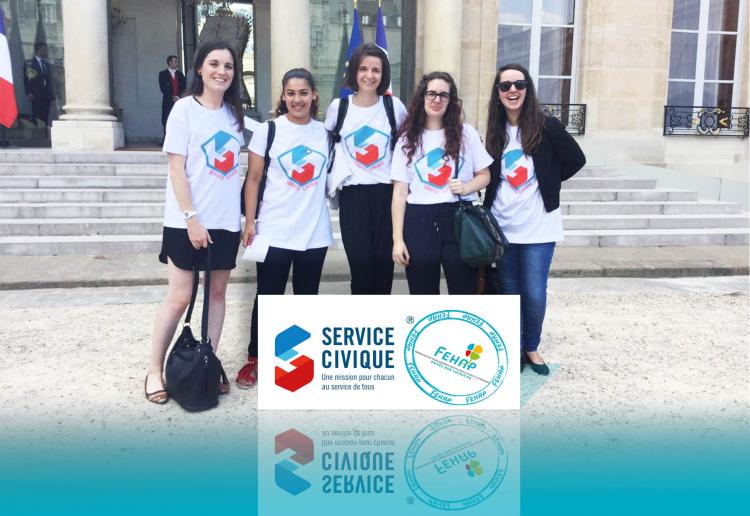 5 jeunes engagés reçus à L'Elysée !