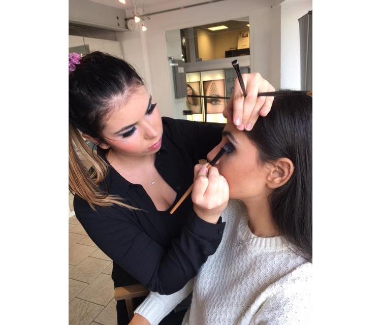 Devenir MAKE UP ARTIST via une formation qualifiante financée par la Fondation