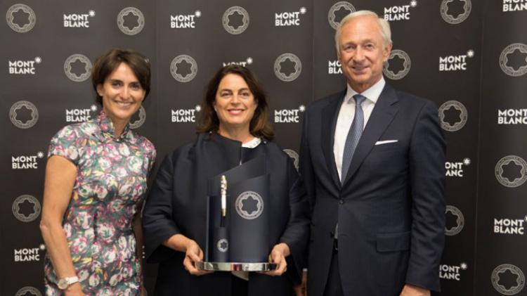 Maja Hoffmann récompensée par le Prix Montblanc de la Culture Arts Patronage.