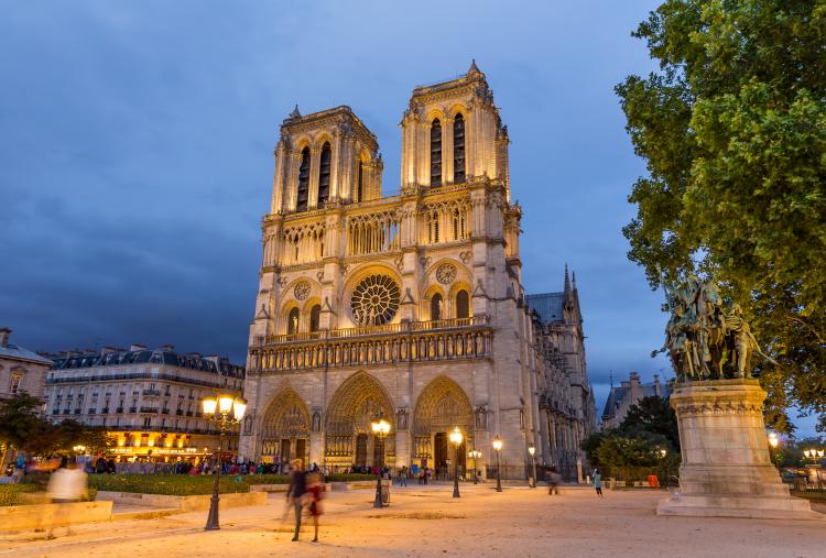 Notre-Dame : des salariés de Total s’engagent avec la Fondation du Patrimoine