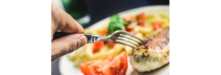 Faites don de vos titres restaurants périmés à Action contre la Faim