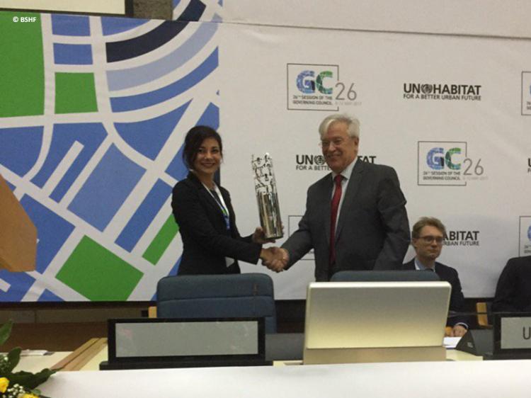 AVN reçoit le World Habitat Award à Nairobi