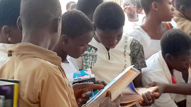 La Fondation ADP favorise l'éducation à l'international avec l'ONG Biblionef