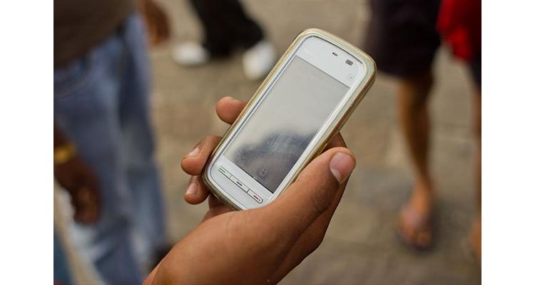 Les téléphones portables comme outil d'accès à l'écrit