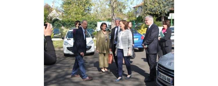 L' OSE accueille Laurence Rossignol en visite à la maison d’enfants Elie Wiesel