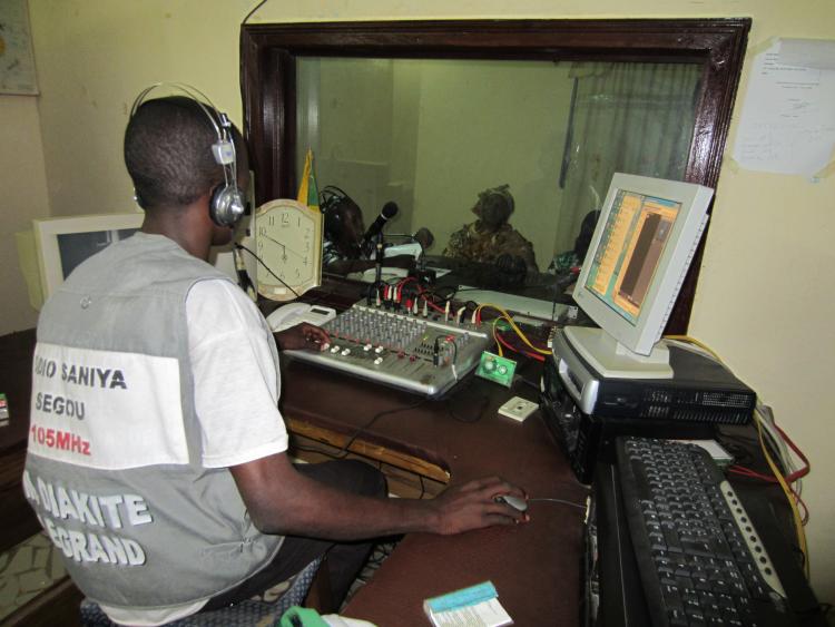 La radio au service de la santé sexuelle et de la prévention des épidémies
