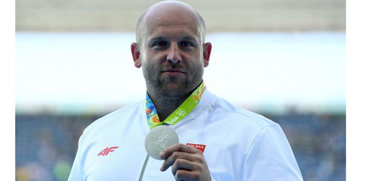 JO 2016 : il vend sa médaille pour sauver un enfant malade
