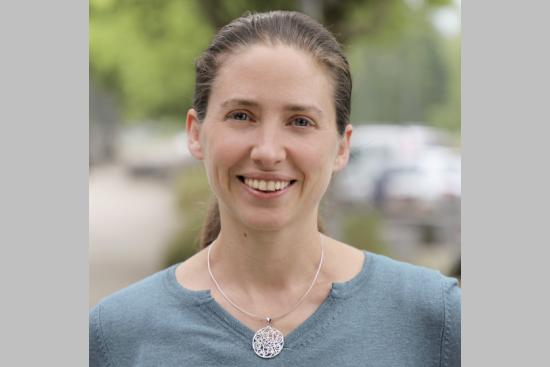 Rebecca Shankland, professeure de psychologie du développement, responsable de l’Observatoire du Bien-être à l’École, membre du groupe de travail sur le bien-être à l’école du Conseil Scientifique de l’Éducation Nationale