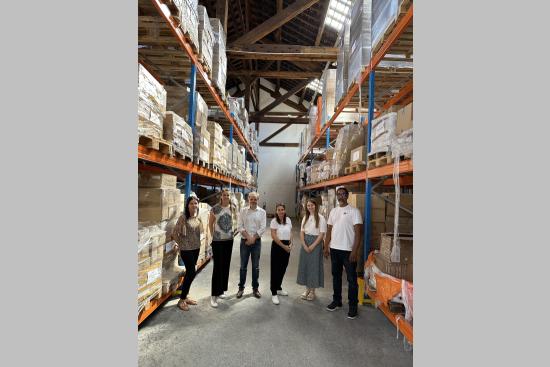 visite de l'Entrepôt du Samusocial avec l'équipe de la Fondation Carrefour