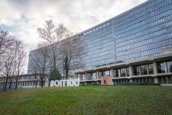 Le siège de l'Organisation internationale du travail, à Genève, en Suisse. Crédit : diegograndi / Istock.