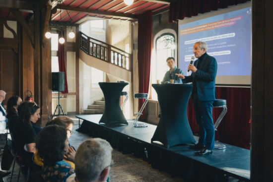 Pascal Demurger et Julia Faure, les co-présidents réélus du mouvement Impact France, le 14 avril. Crédit : Edouard Monfrais-Albertini.