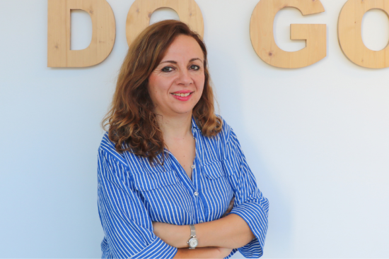 Hind Guedira est directrice de Peeq, programme d’égalité des chances destiné à des étudiants issus de milieux modestes. Crédit : DR.  