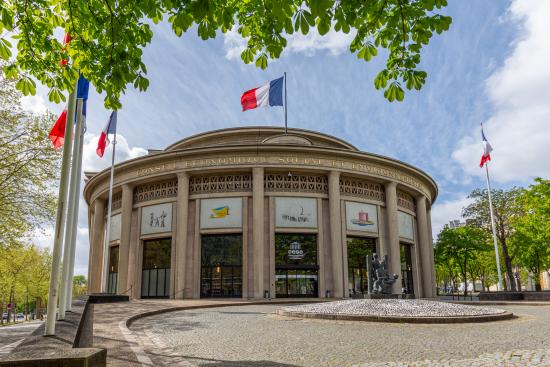 Le Cese, chambre constitutionnelle, représente les corps intermédiaires. Crédit : iStock.