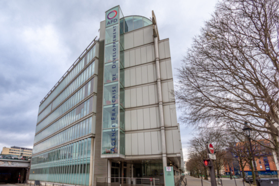 Déterminés dans le cadre du dispositif Initiative OSC (pour organisations de la société civile) de l’Agence française du développement (AFD), ces crédits doivent financer en 2026 les actions d’aide internationale de 75 ONG, pour un montant de 61,6 millions d’euros. Crédit : iStock / HJBC