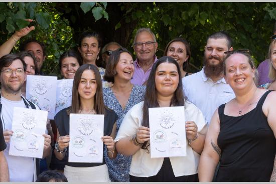 Reportage au cœur du Béarn, où le Fonds de dotation Indarra, avec le soutien de la Fondation Orange, déploie le projet « Les Envolées de demain ».