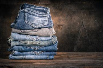 7 marques de jeans alternatives à la fast-fashion