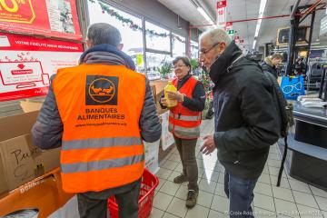 COVID-19 : La Caisse d'Epargne Côte d'Azur soutient les banques alimantaires de son territoire