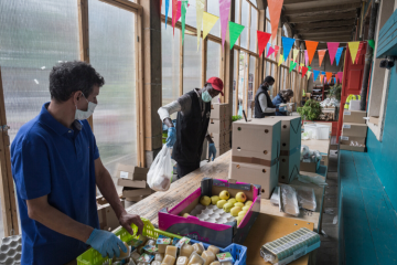 #ValorisonsLesSolidarités : en première ligne dans la crise sanitaire, l’association Aurore s’adapte et innove pour protéger les plus vulnérables. Crédit photo : Sam Tarling