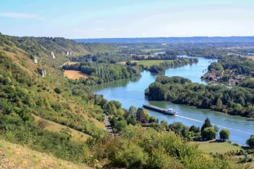 S’inspirer des bonnes pratiques de chaque territoire : 2 questions à Laurance Bussière (association des maires ruraux de l'Eure)