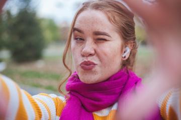 La Fondation CNP Assurances lance un appel à pré-projets pour réduire les inégalités sociales de santé chez les 16-25 ans. Crédit photo : iStock.