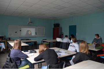 TotalEnergies Foundation s’engage avec l’association Crée ton Avenir !!! France pour faire vivre aux jeunes de 3ème un stage découverte en distanciel